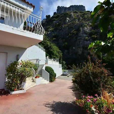 Piscine Bord De A 500m De La Èze