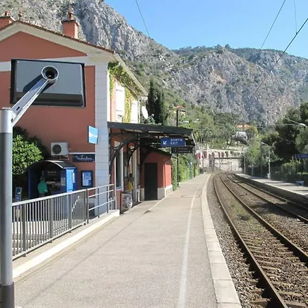 Villa Piscine Bord De A 500m De La